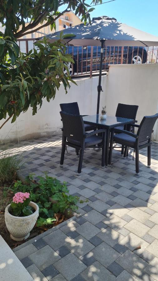Apartments Prizmic Podstrana Kültér fotó